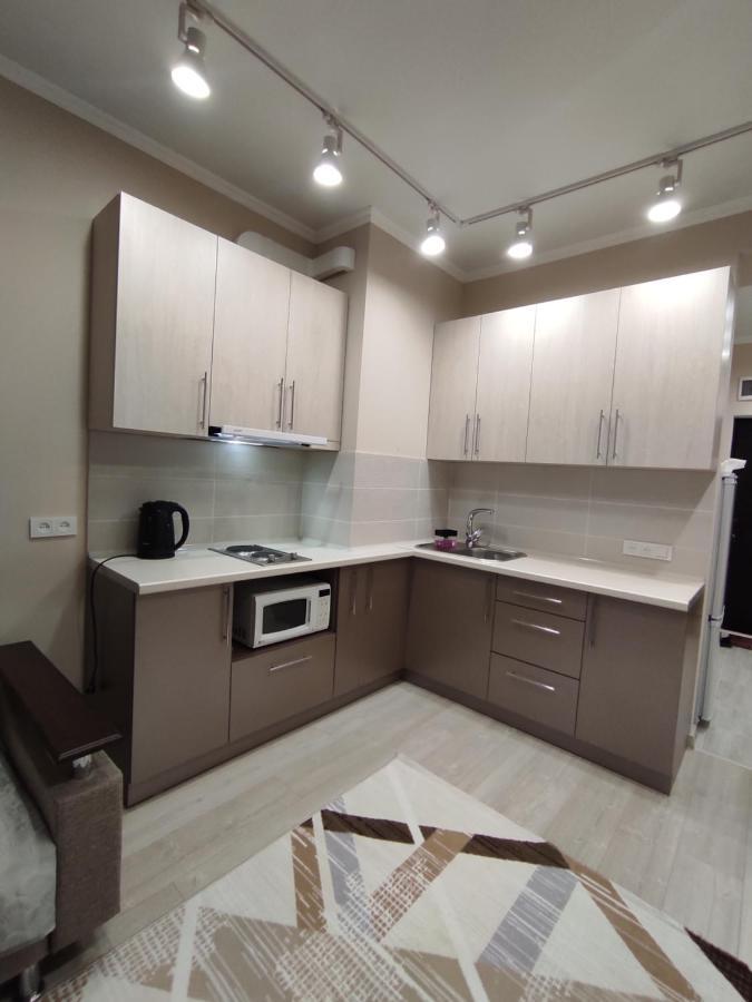 Ferienwohnung Уютная Квартира-Студия Жк Lotus Terrace Almaty Exterior foto