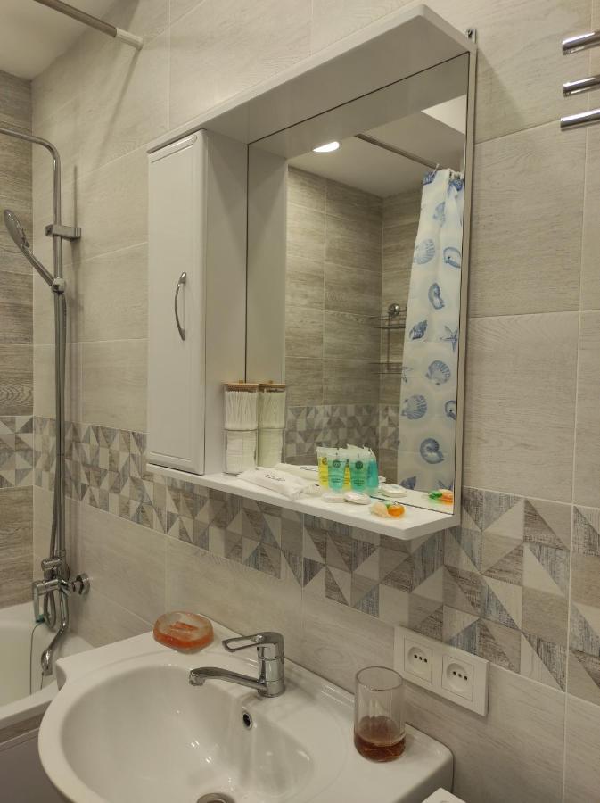 Ferienwohnung Уютная Квартира-Студия Жк Lotus Terrace Almaty Exterior foto